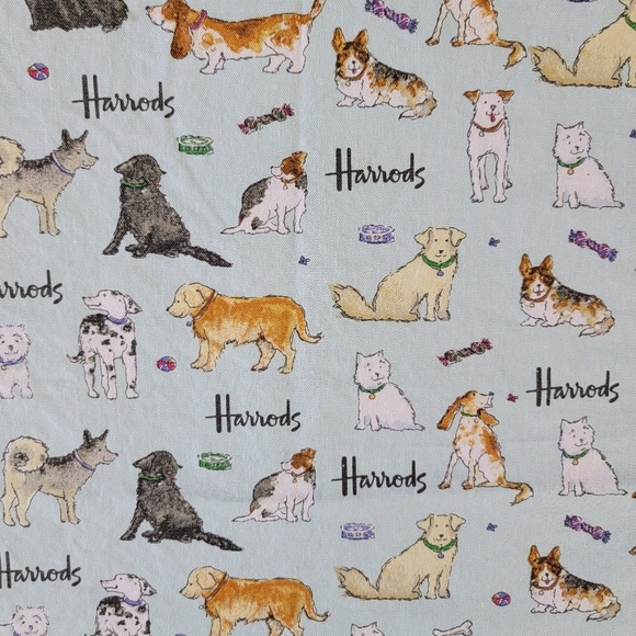 Harrods Light Blue Dog Pet Bandana Handkerchief Dog Breeds Cartoon 18" X 27.5" - Picture 5 of 8